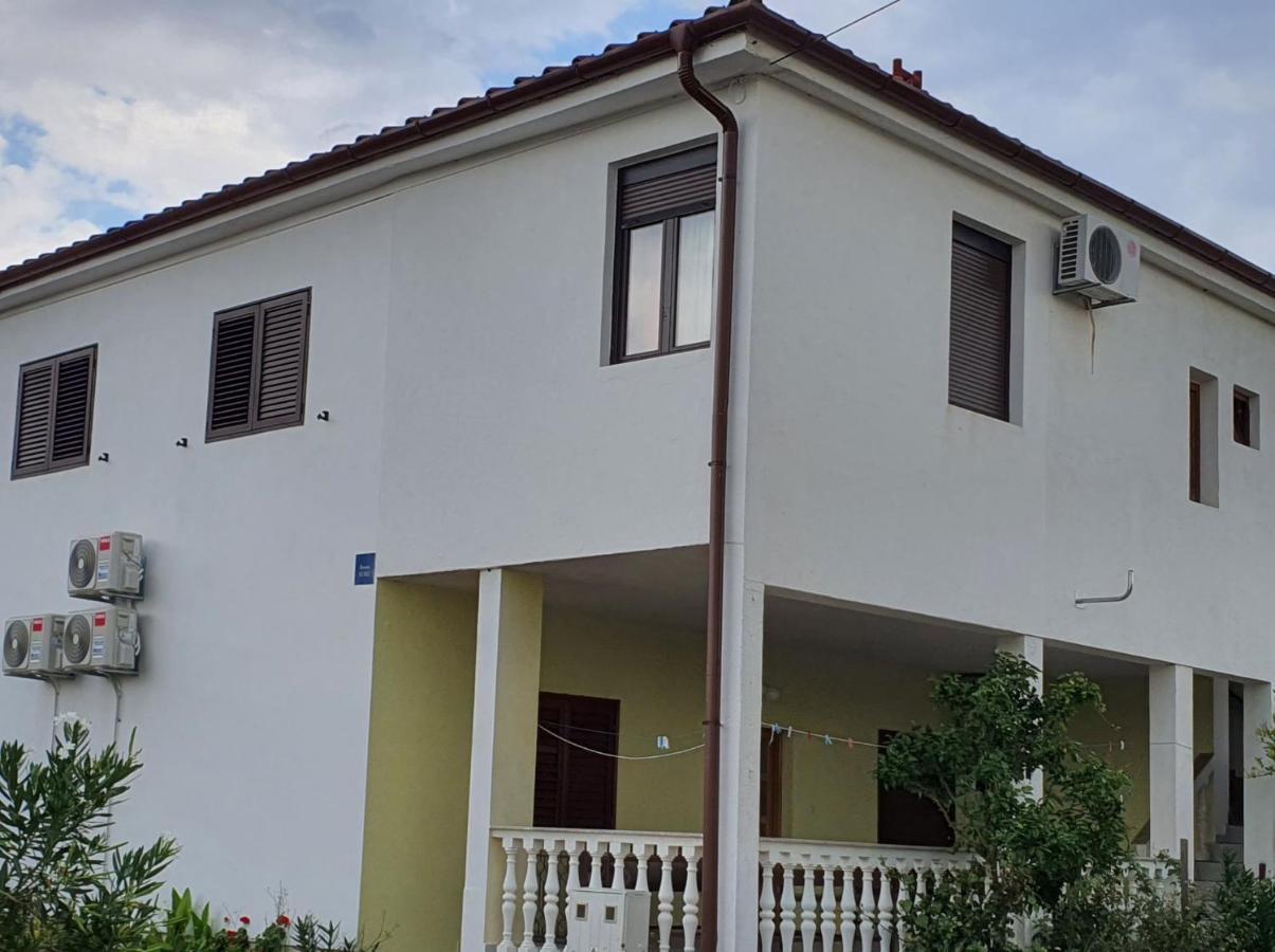 Holidey Home Jukic K Seline Ngoại thất bức ảnh